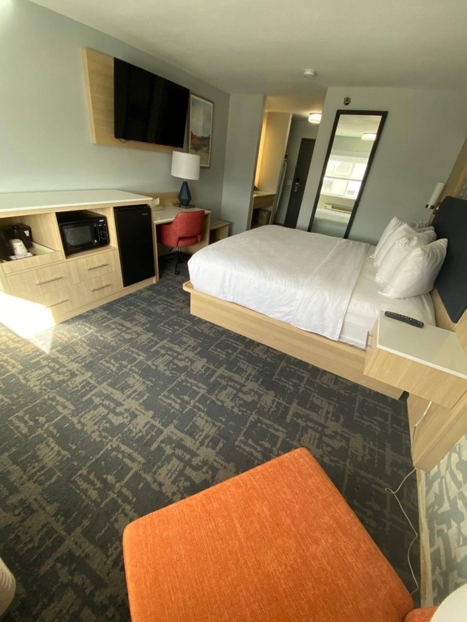 Best Western Montrose Inn エクステリア 写真