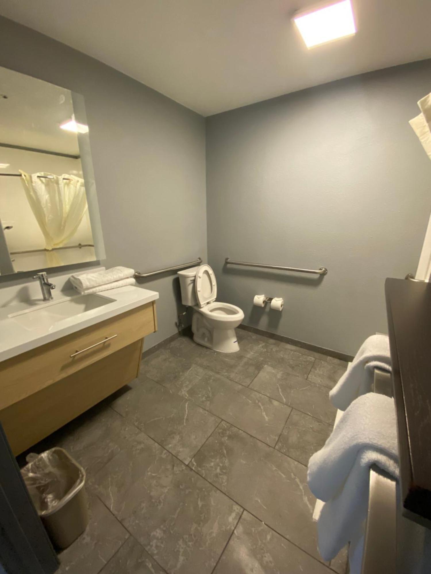 Best Western Montrose Inn エクステリア 写真