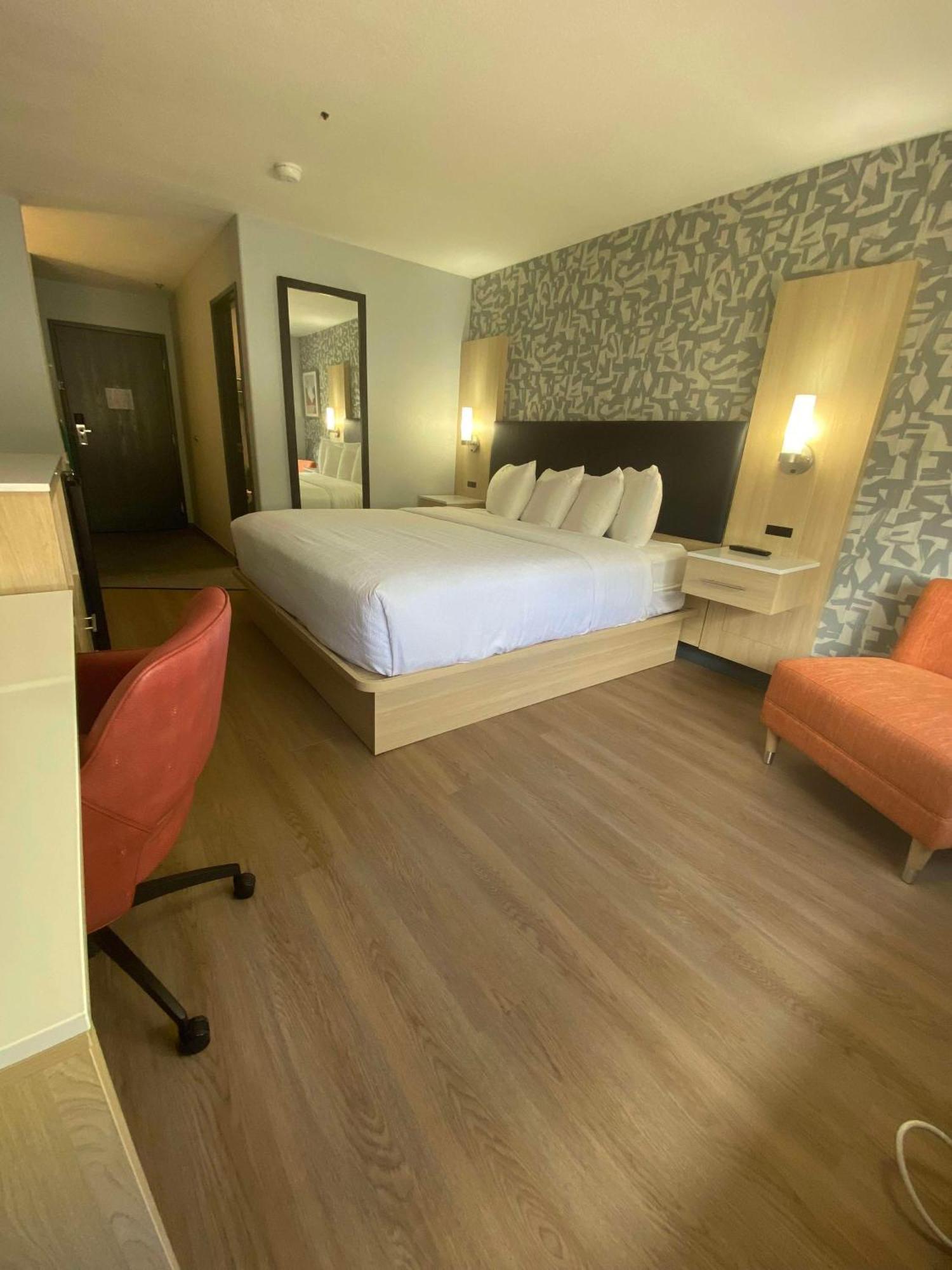 Best Western Montrose Inn エクステリア 写真