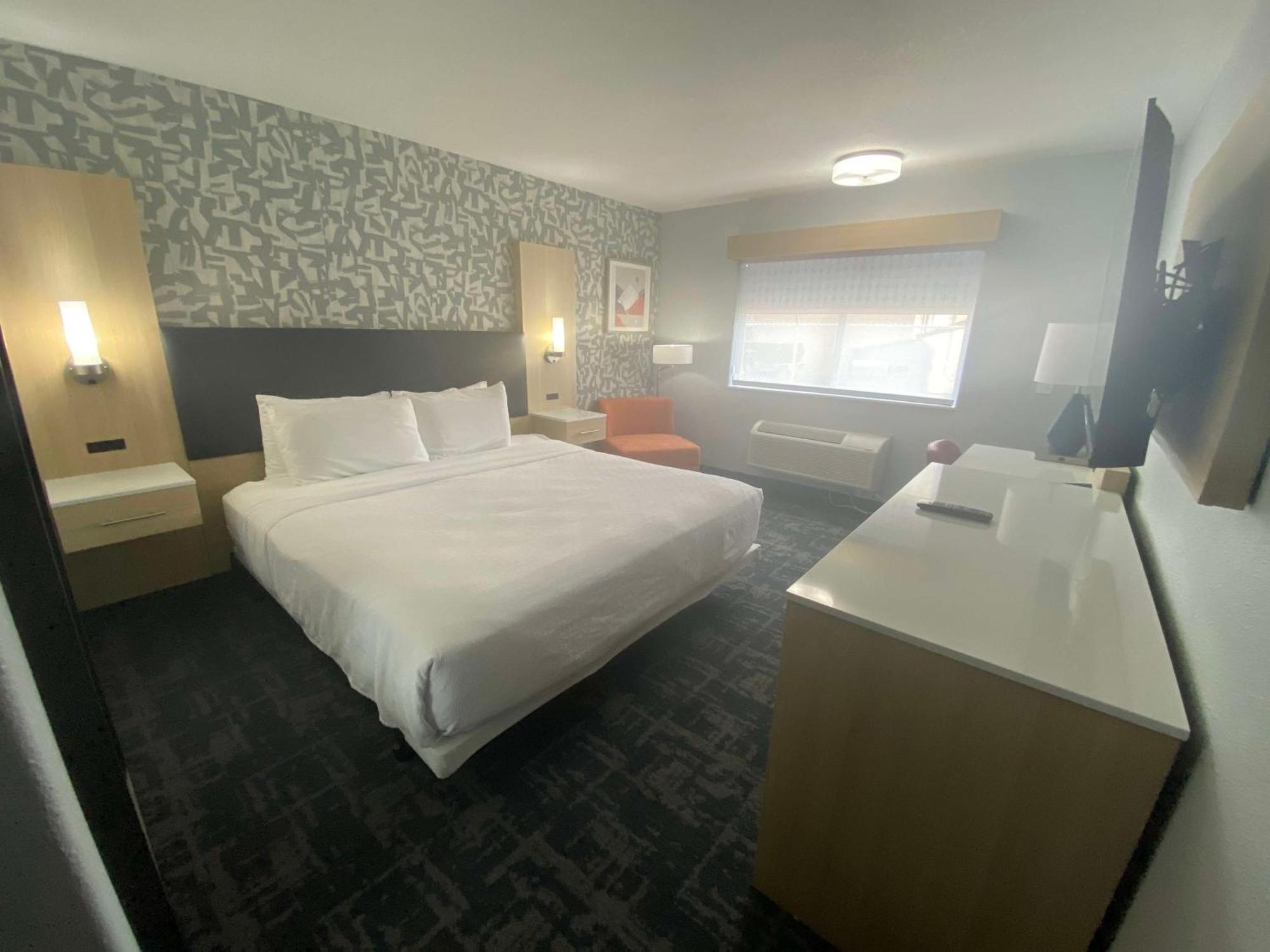 Best Western Montrose Inn エクステリア 写真
