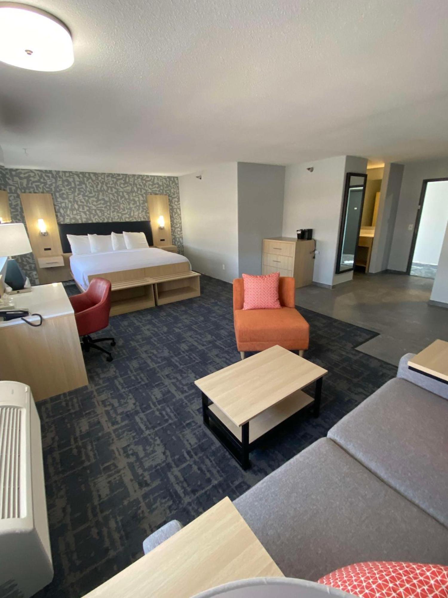 Best Western Montrose Inn エクステリア 写真