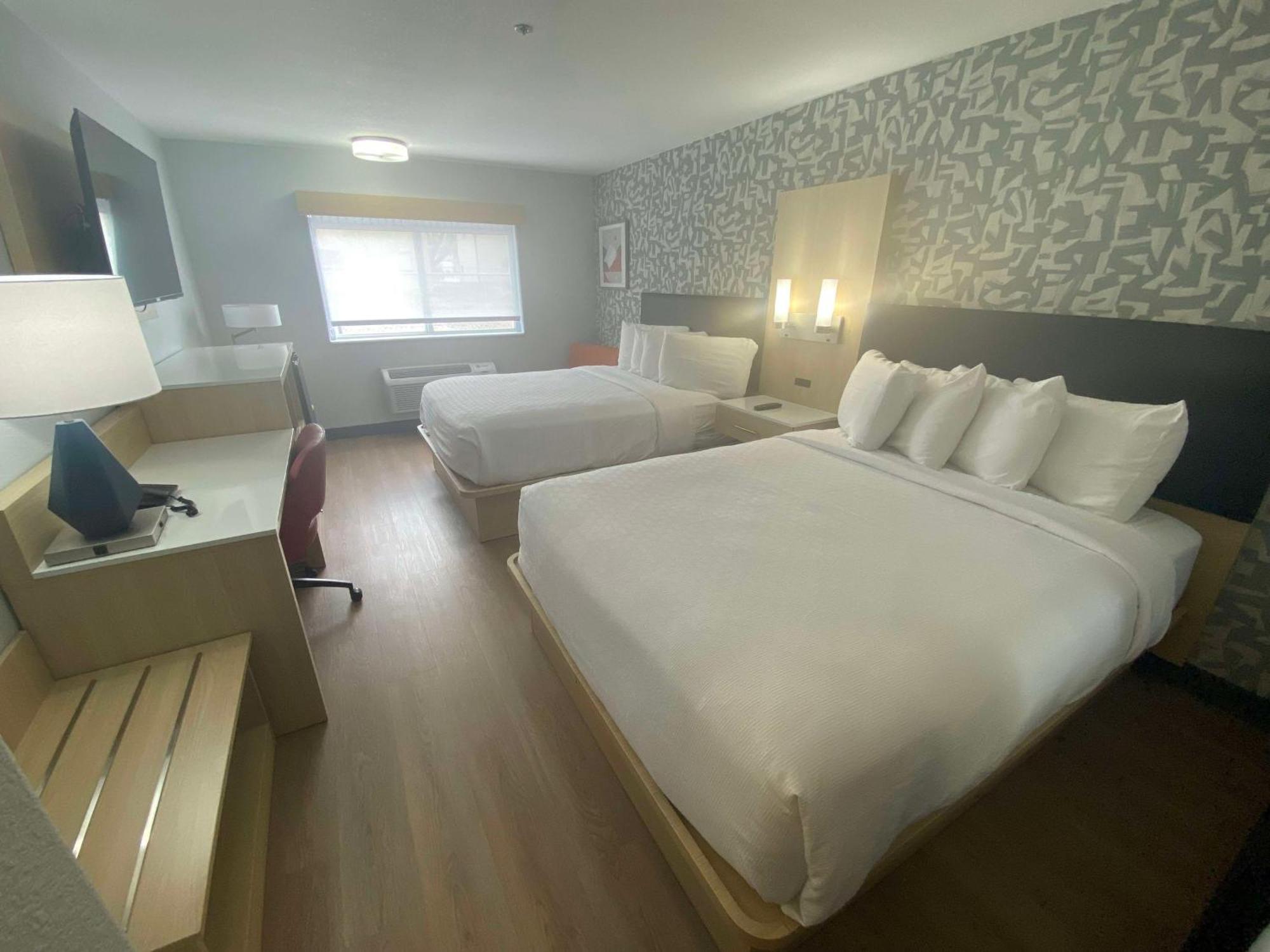 Best Western Montrose Inn エクステリア 写真