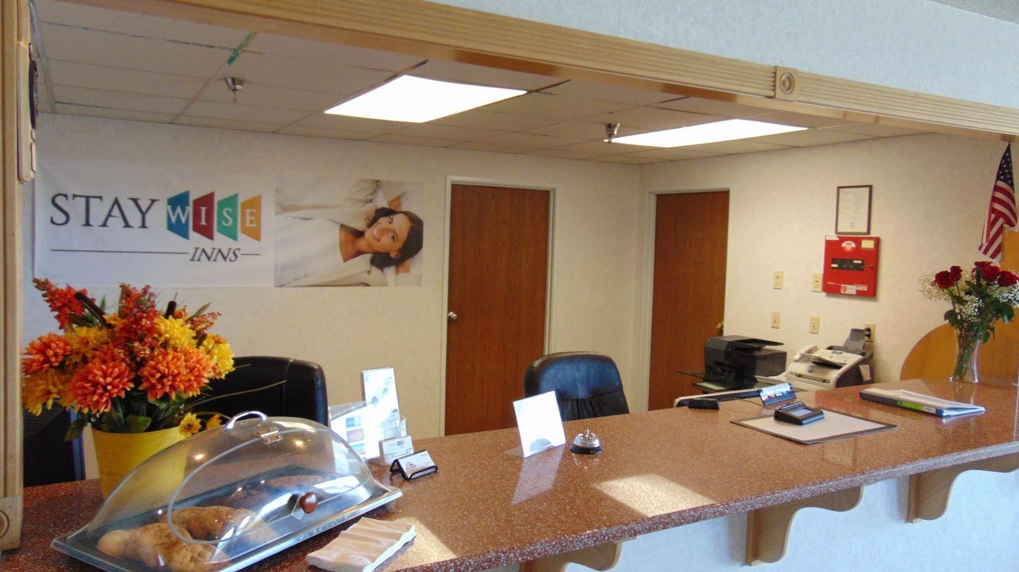 Best Western Montrose Inn エクステリア 写真