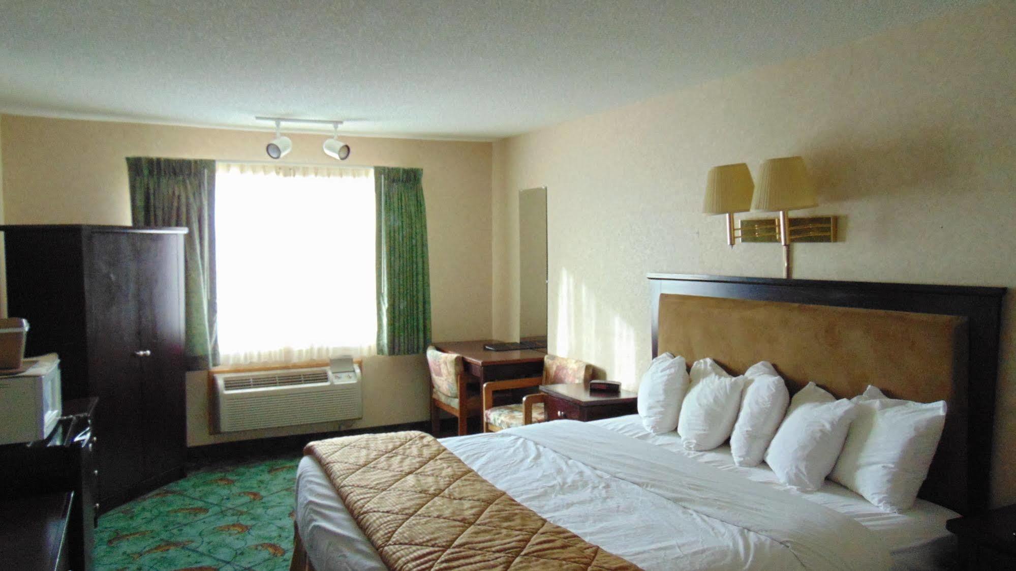 Best Western Montrose Inn エクステリア 写真