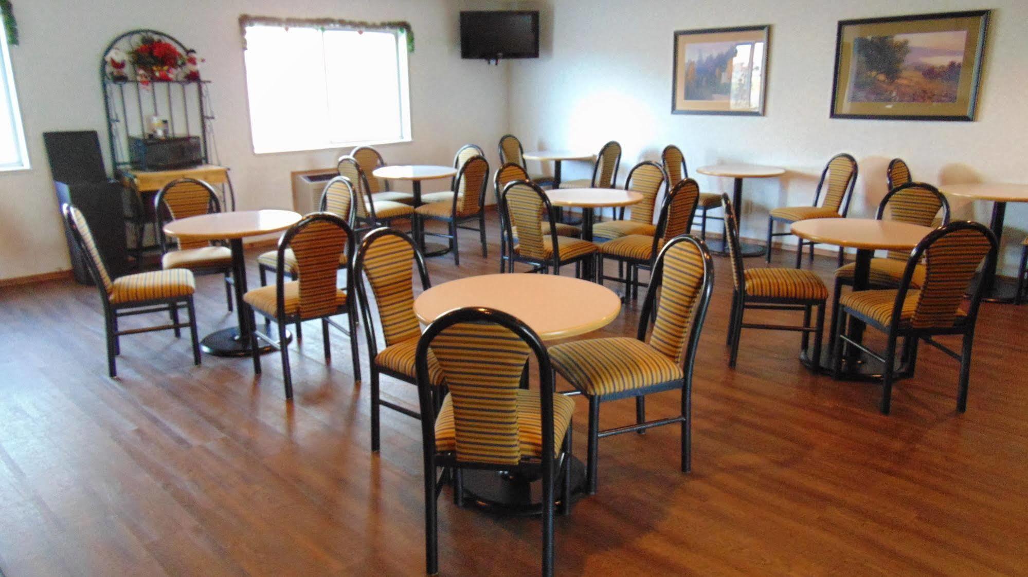 Best Western Montrose Inn エクステリア 写真